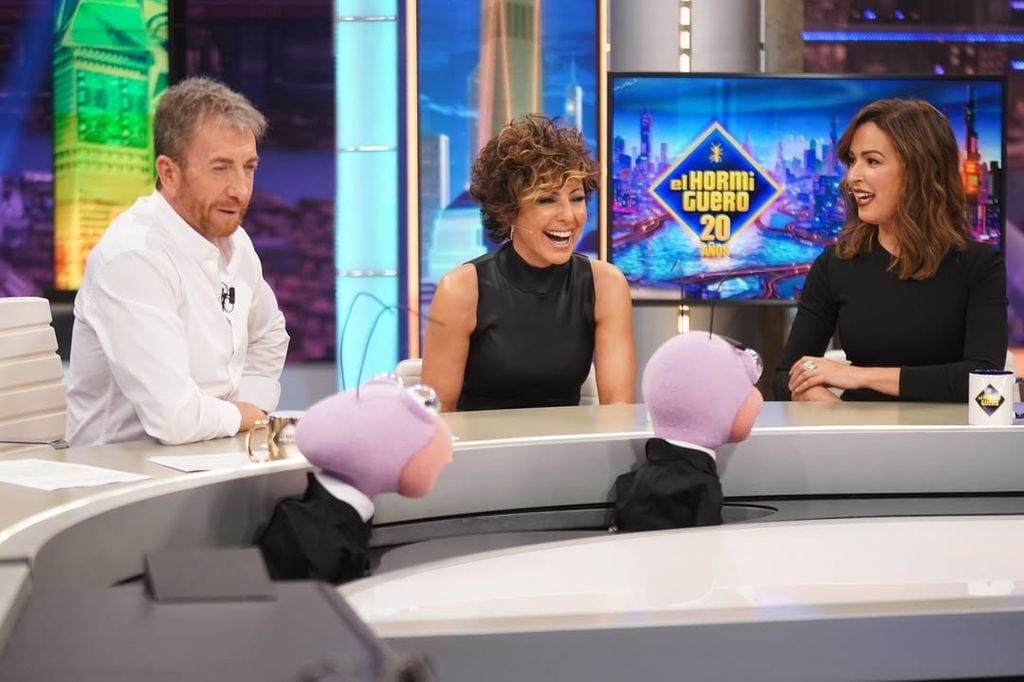 Sonsoles Ónega y Verónica Sánchez presentan Las hijas de la criada