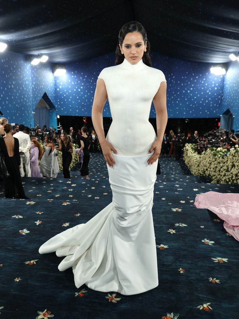 NEW YORK, NEW YORK - MAY 05: RosalÃ­a attends the 2025 Met Gala Celebrating "Superfine: Tailoring Black Style" at Metropolitan Museum of Art on May 05, 2025 in New York City.  (Photo by Kevin Mazur/MG25/Kevin Mazur/Getty Images for The Met Museum/Vogue)