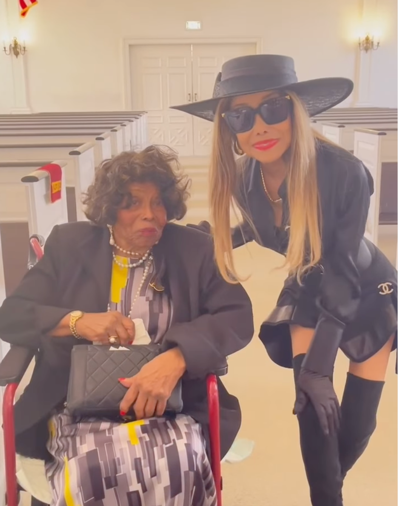 La Toya Jackson con su madre, Katherine