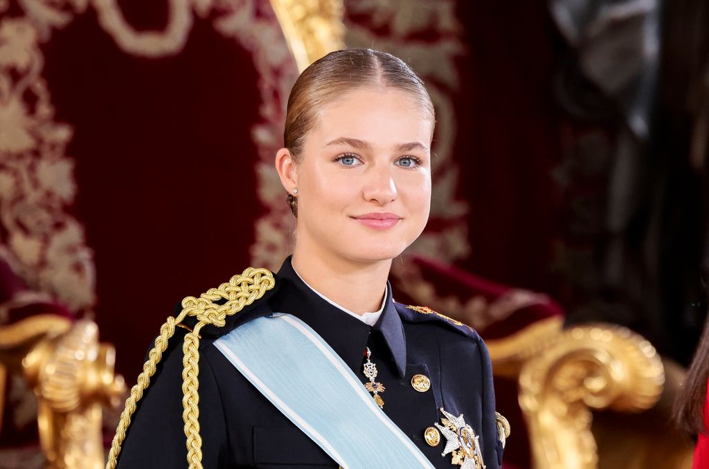 Princesa Leonor en la recpeción en el Palacio Real del 12 de octubre de 2024