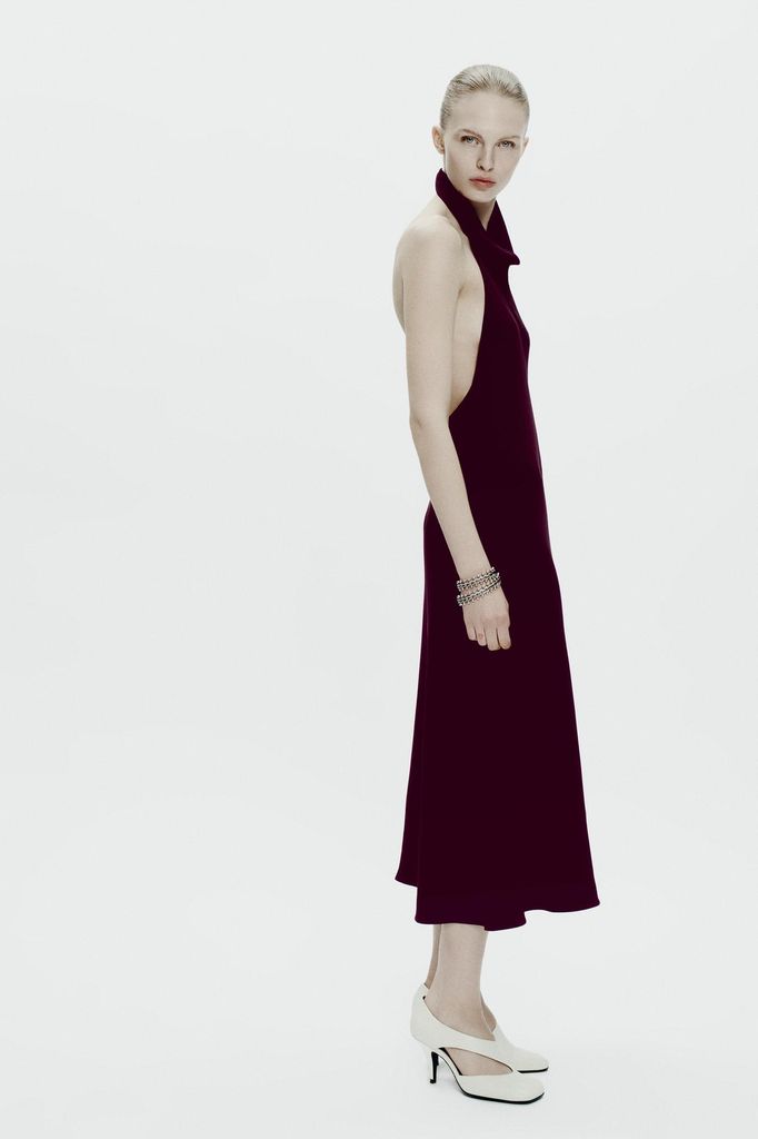 Vestidos para bodas sencillos y elegantes de las rebajas de Zara