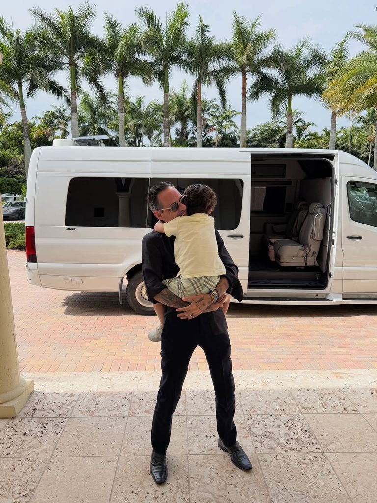 Marquito protagonizó una hermosa postal padre e hijo junto a Marc Anthony.