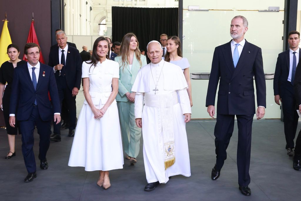 Teresa Urquijo en la misa del Papa León XIV en Cibeles, Madrid, 2026.