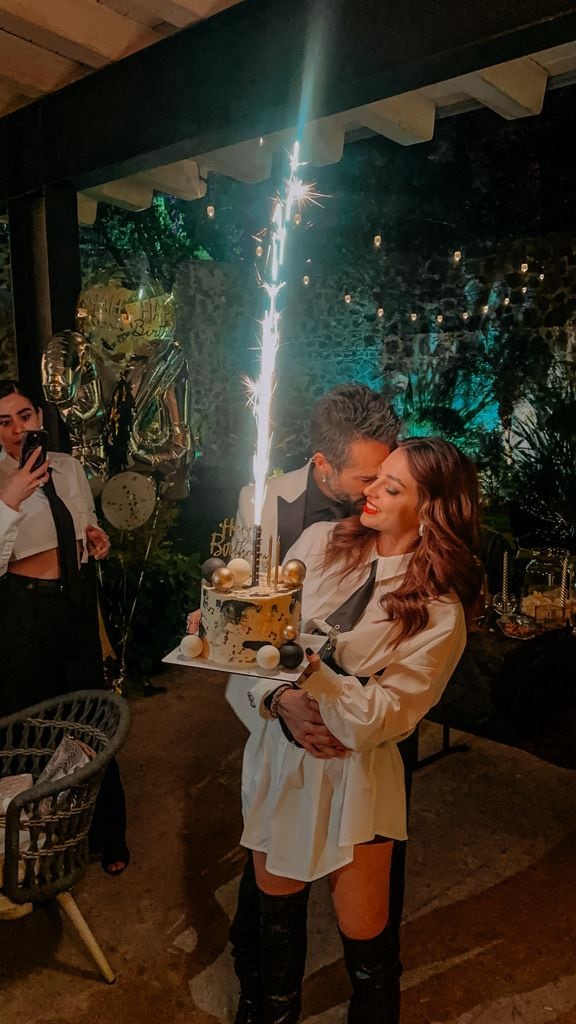 José Ron y Lizy Martínez