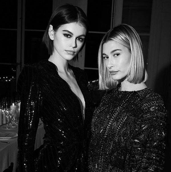 Kaia Gerber y Hailey Baldwin en Paris Fashion Week