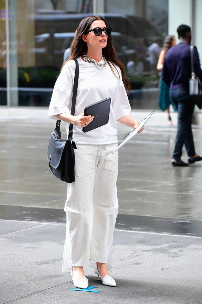 Total white look