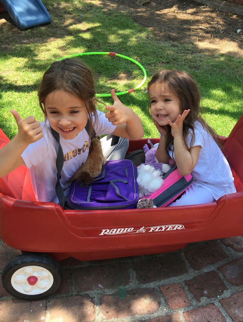 Mabel Lowe ha recuperado fotos de su infancia para dar el último adiós a su hermana Fiona