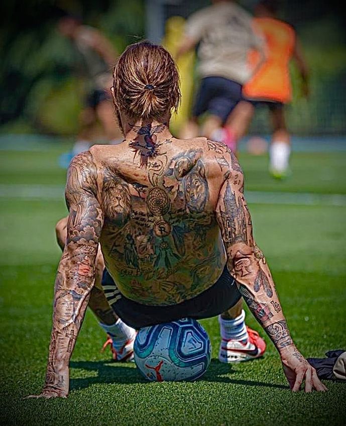 Sergio Ramos Revoluciona Las Redes Con Sus Nuevos Tatuajes Sergio Ramos Revoluciona Las Redes Con Sus Nuevos Tatuajes