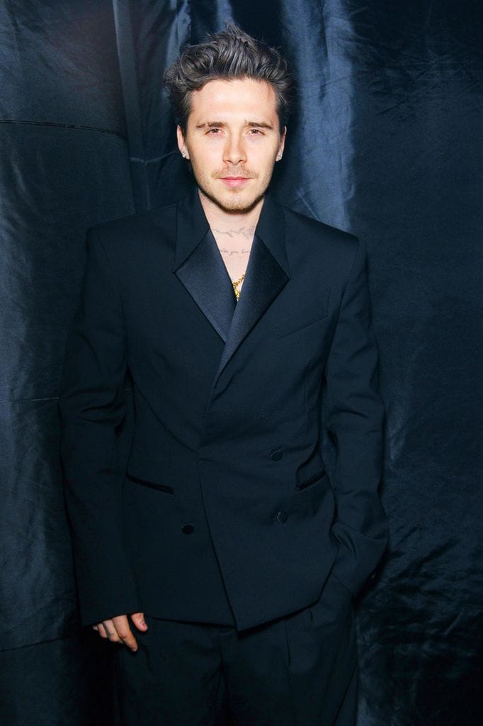 Brooklyn Beckham en la Paris Fashion Week 2024