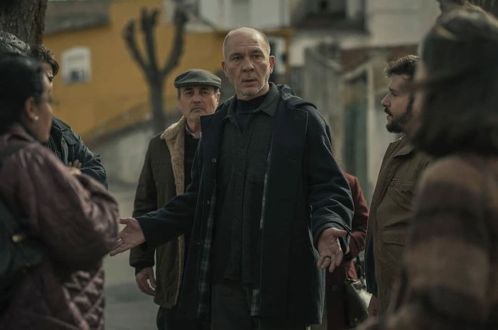 Dario Grandinetti es el padre Ángel, el cura de Fuensanta