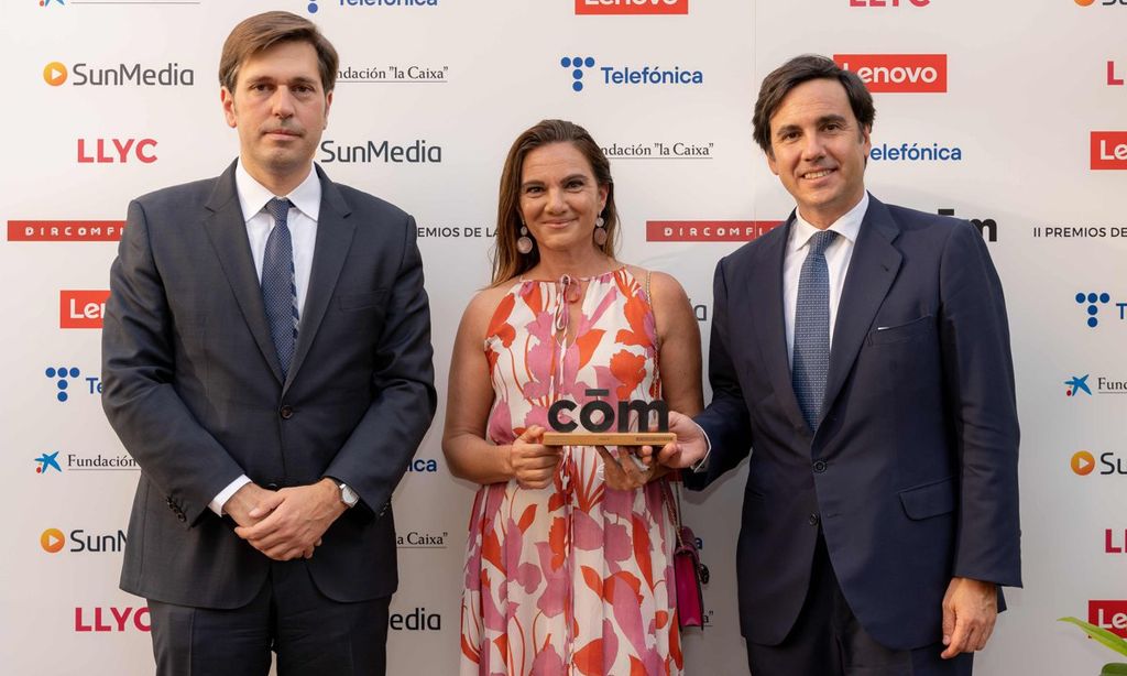 PREMIOS COMUNICACION HO4013
