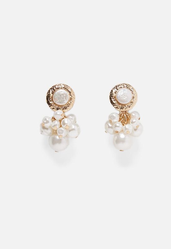 chanel zara perlas