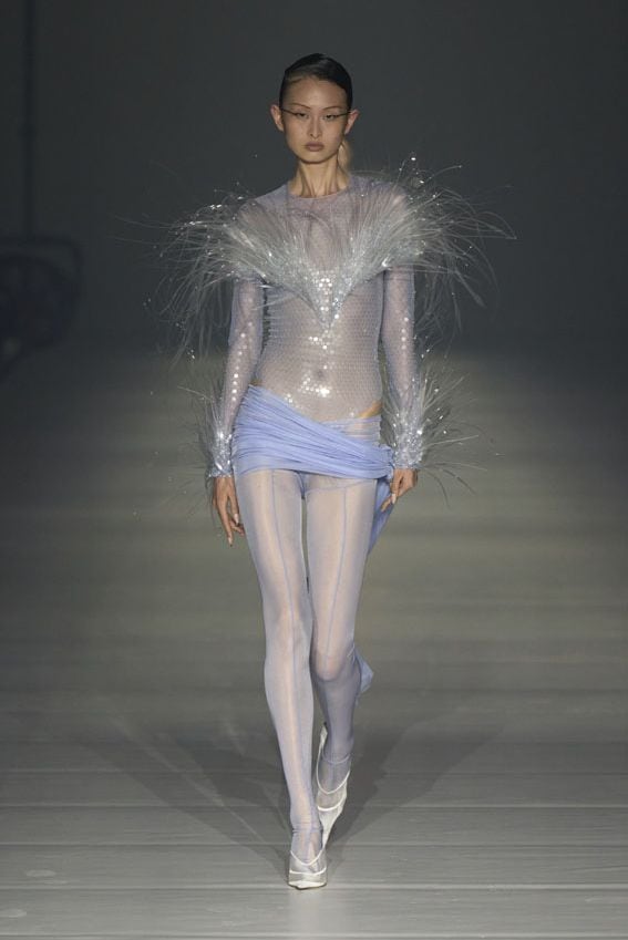 mugler023a