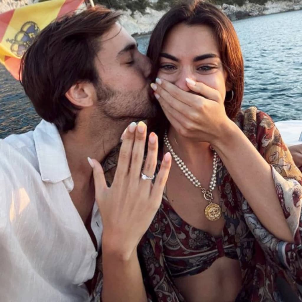 Marta Lozano y Lorenzo Remohi, en el día de su pedida de matrimonio.