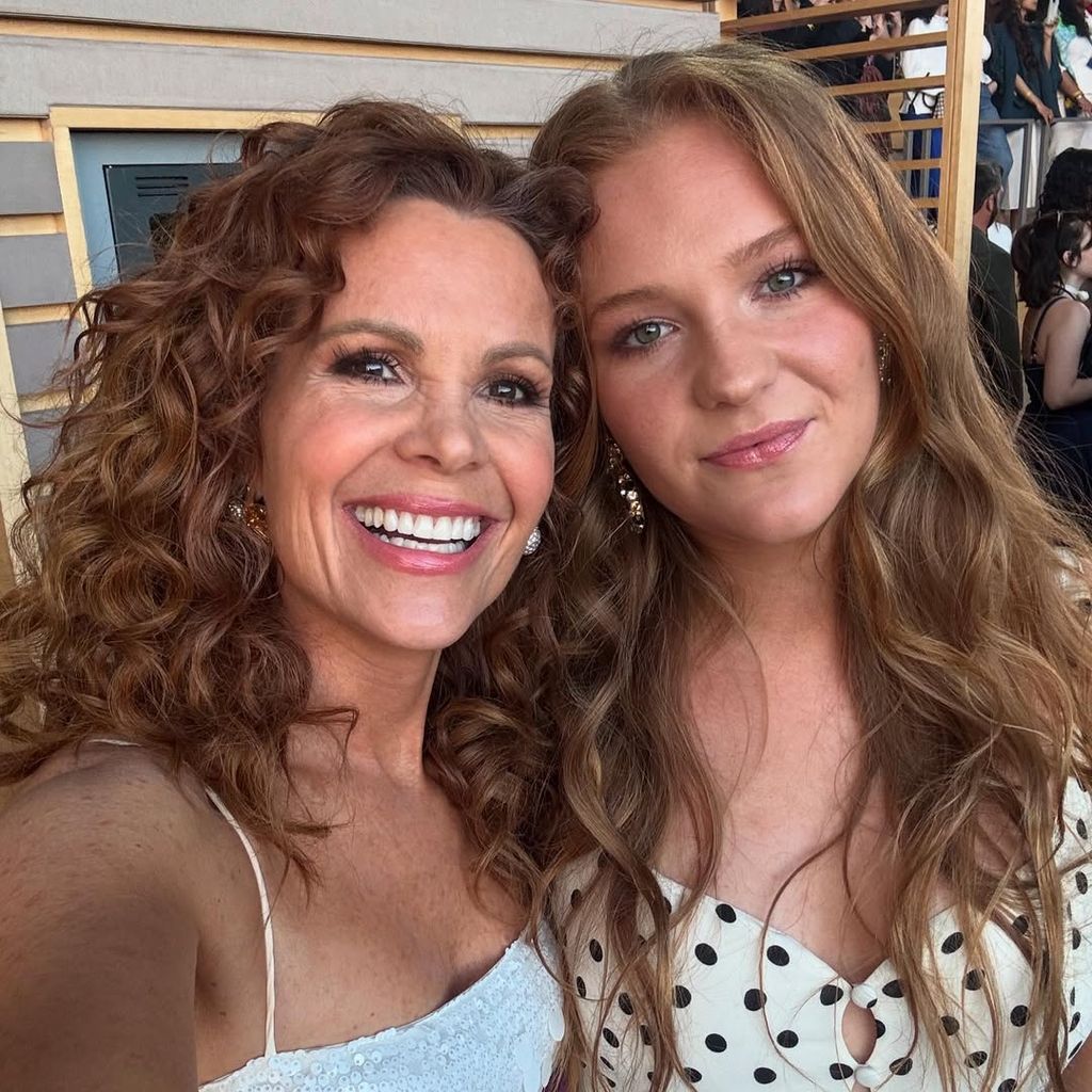 Kate Johnson y su madre, Robyn Lively