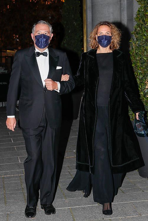 La noche de gala de los duques de Huéscar e Isabel Preysler y Mario Vargas-Llosa en el Teatro Real