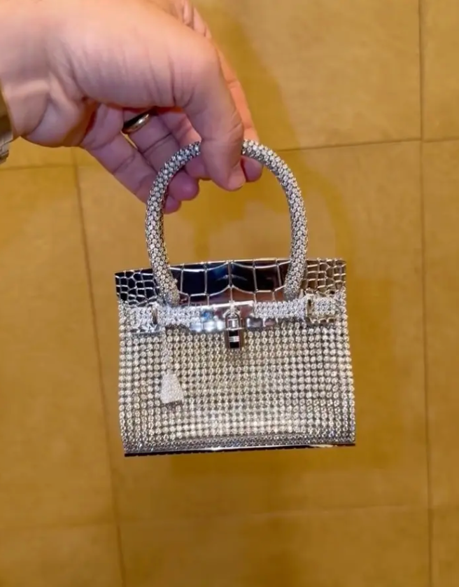 La Birkin Sac Bijou es la más cara en existencia.
