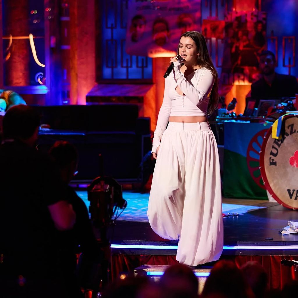 Amaia deslumbra en 'La Revuelta' con una actuación histórica