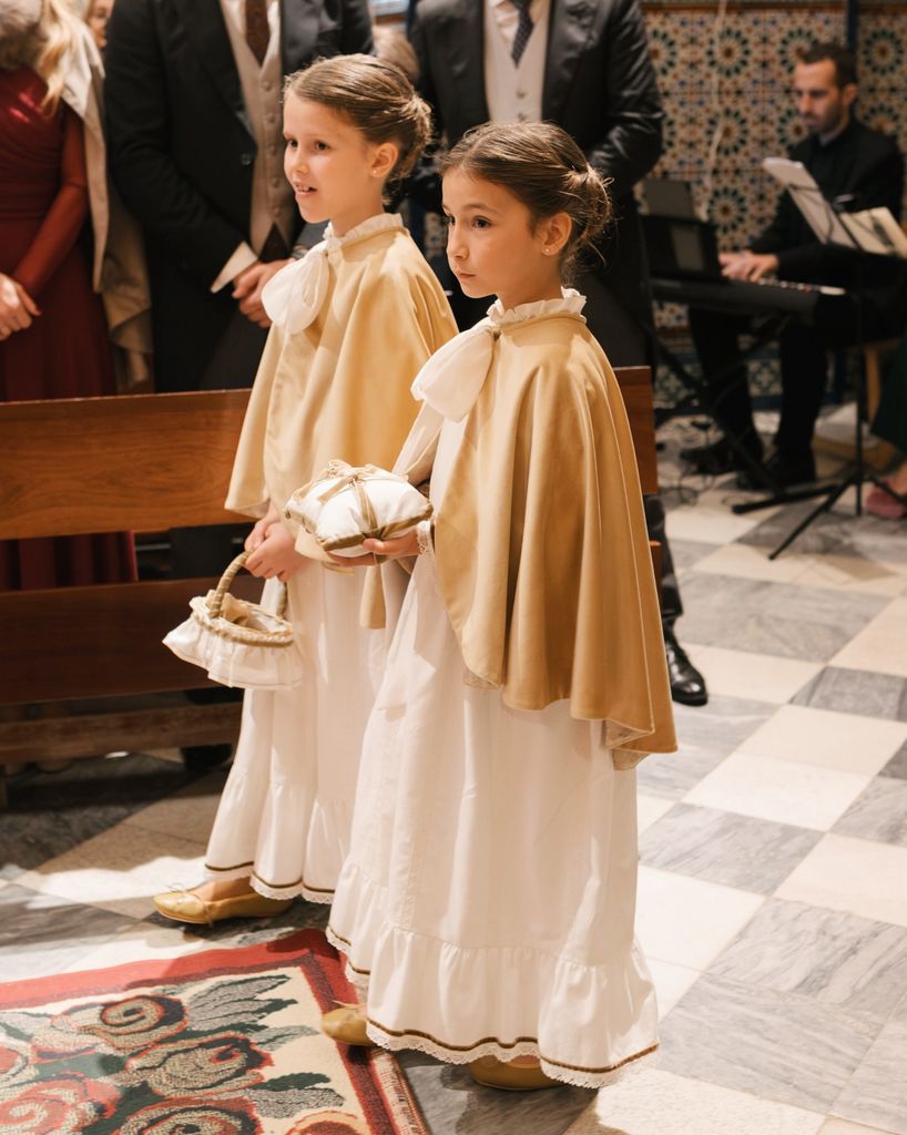 Niños de arras de otoño pajes y damitas terciopelo