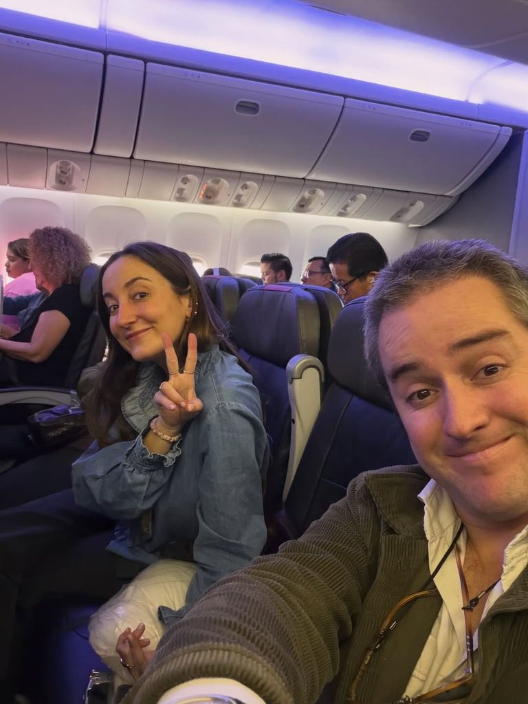 Lucía Pombo, con su marido