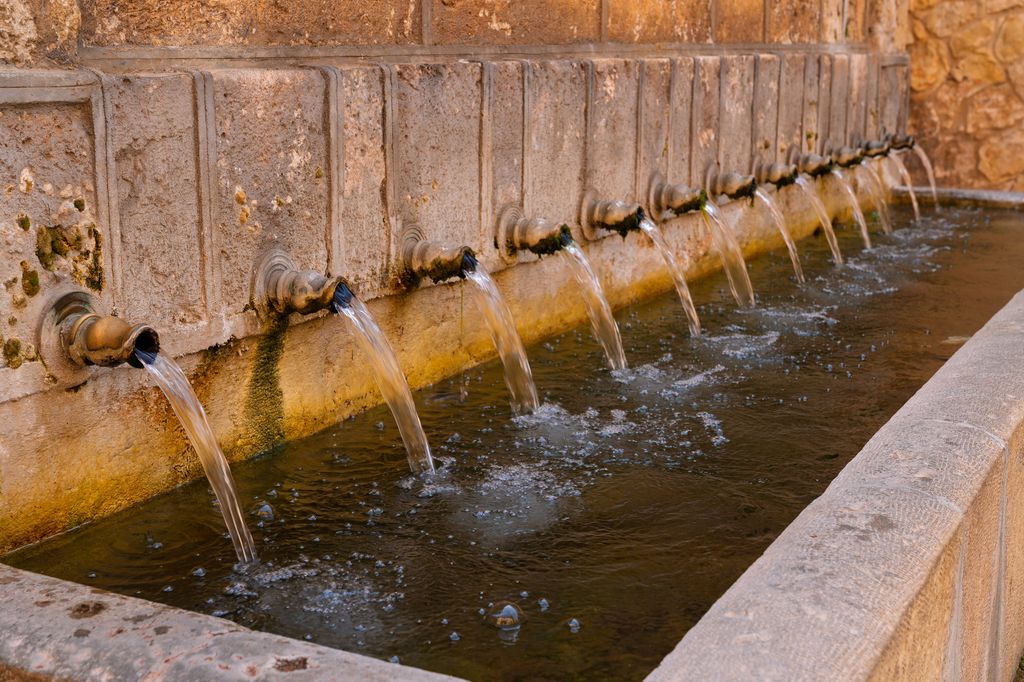La fuente de los Doce Caños, en Brihuega. 
