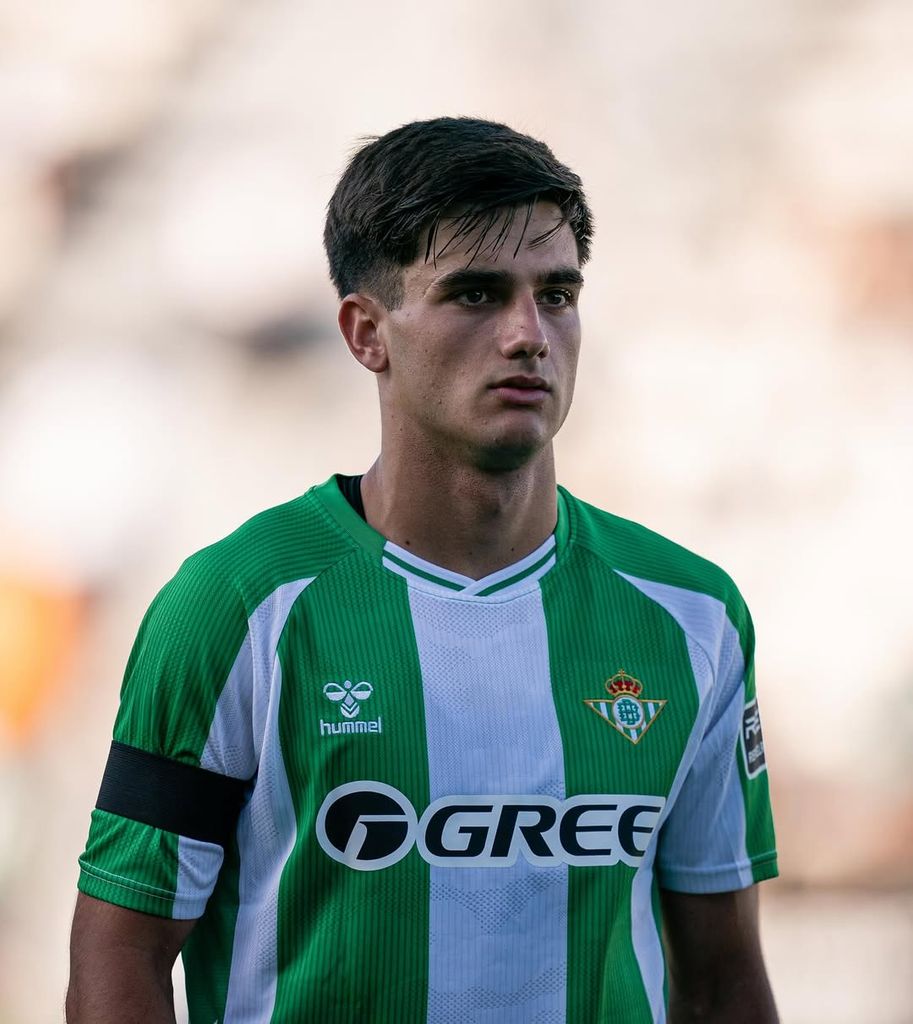 José Antonio, el hijo futbolista de Morante de la Puebla