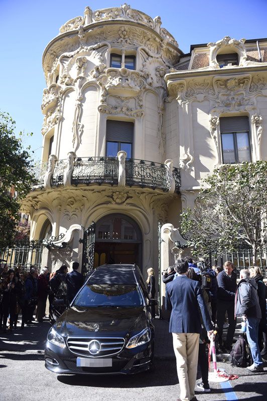La capilla ardiente de Manolo Tena se ha instalado en las SGAE, de cuya Junta Directiva fue miembro hasta su muerte
