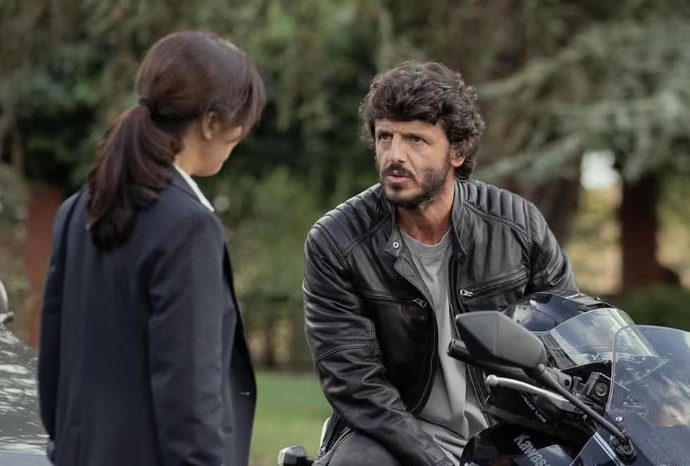 Eduardo (Jaime Zatarain) no es quien parece ser en 'Angela'