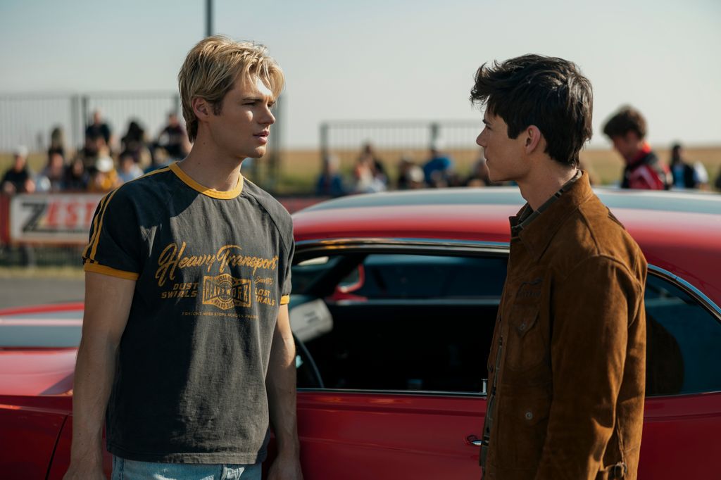 Después de que Alex escuchara la declaración de amor entre Cole y Jackie, los dos hermanos se han distanciado