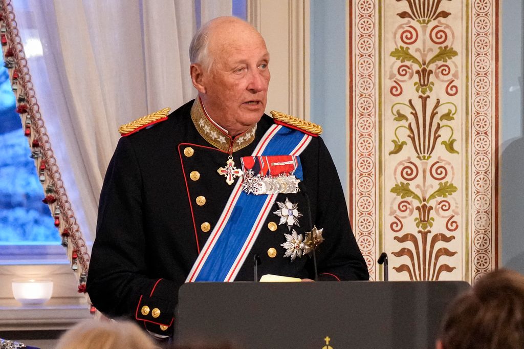 El rey Harald de Noruega en una cena de gala en Oslo en abril de 2025.