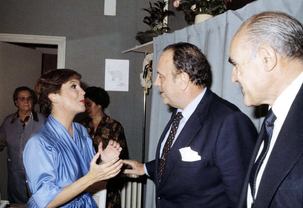 Manuel Fraga junto a Lina Morgan