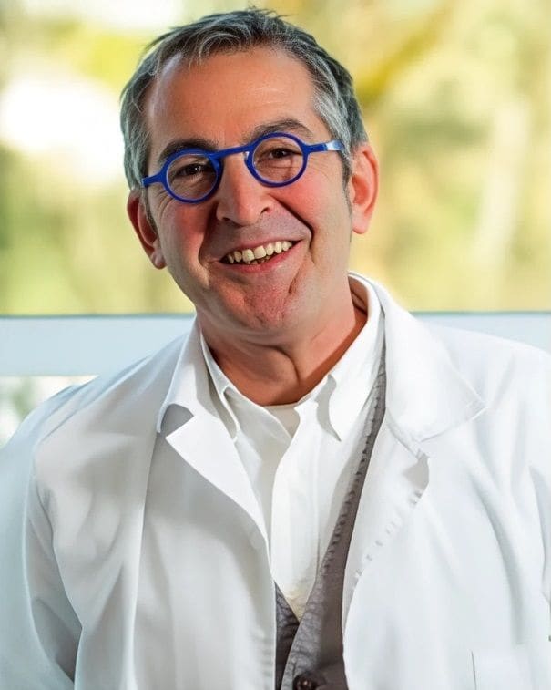 Doctor Pablo Martínez-Lage, neurólogo especialista en Alzhéimer