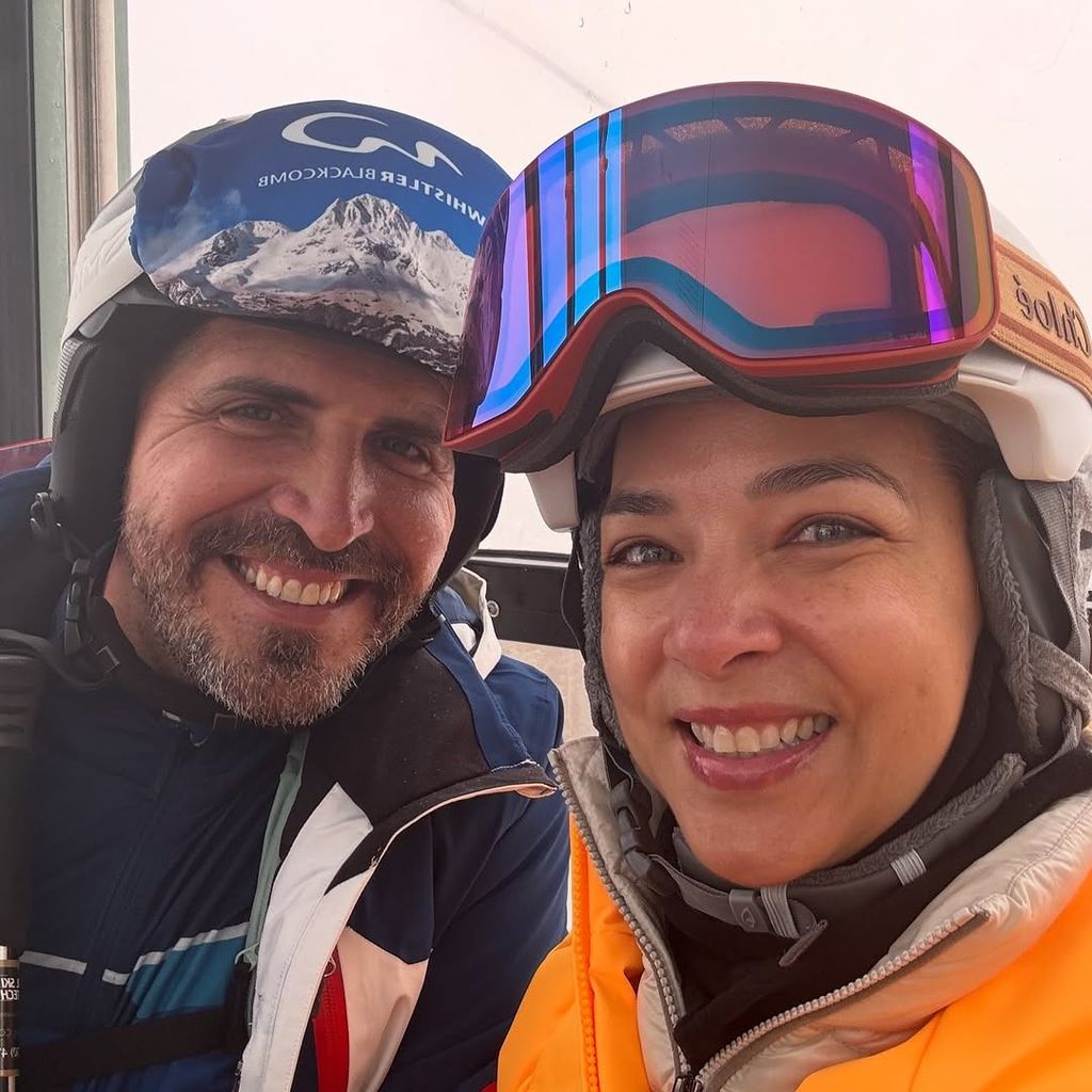 Adamari López junto a uno de sus mejores amigos Carlitos Pérez-Ruiz.