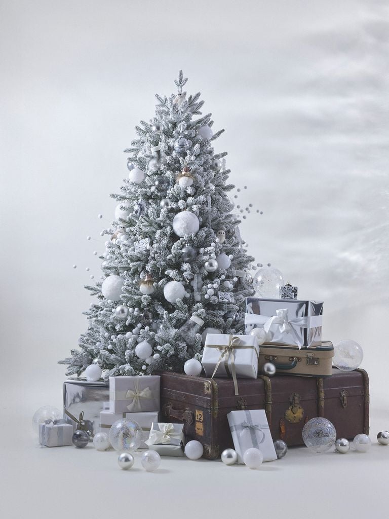 Árbol de Navidad de color blanco