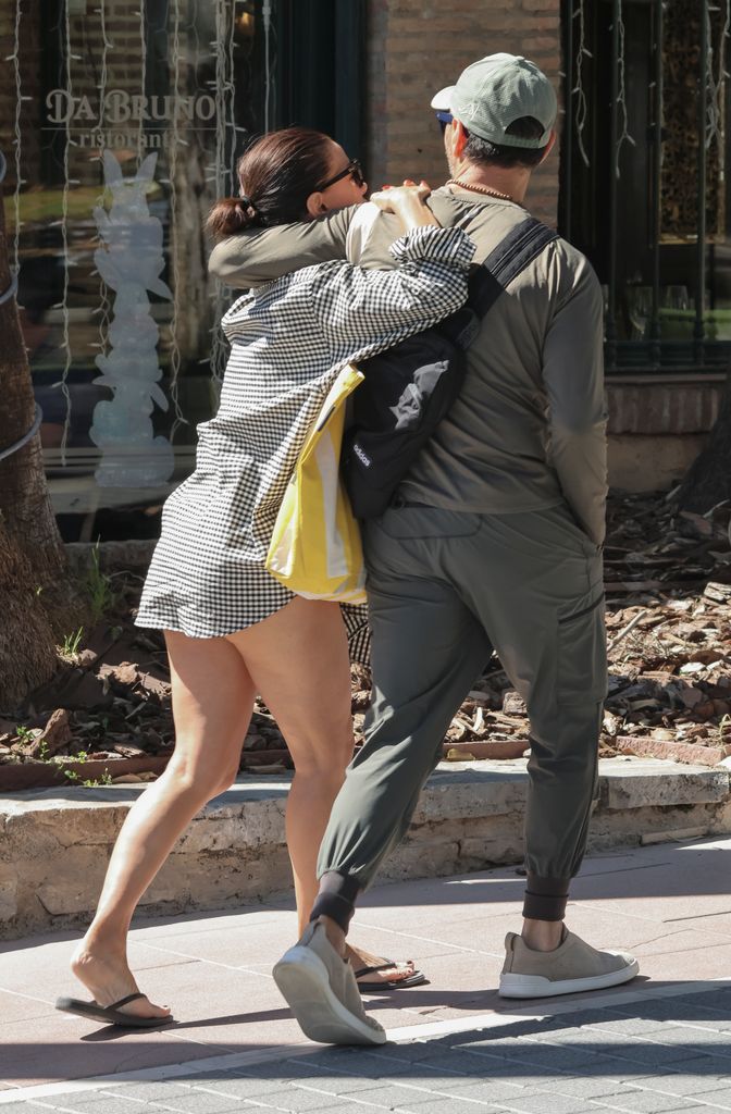 Eva Longoria con su marido, Pepe Bastón, de vacaciones en Marbella en marzo de 2026