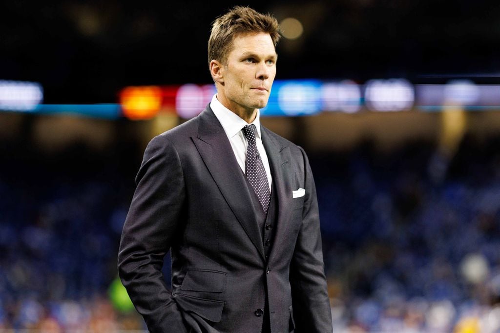 Poco después de que se diera a conocer el nacimiento del nuevo bebé de Gisele Bündchen, se ha revelado la supuesta reacción de su exesposo Tom Brady, quien es padre de los hijos mayores de la modelo.