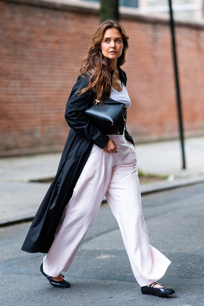 Los looks de verano y entretiempo de Katie Holmes que te inspirarán