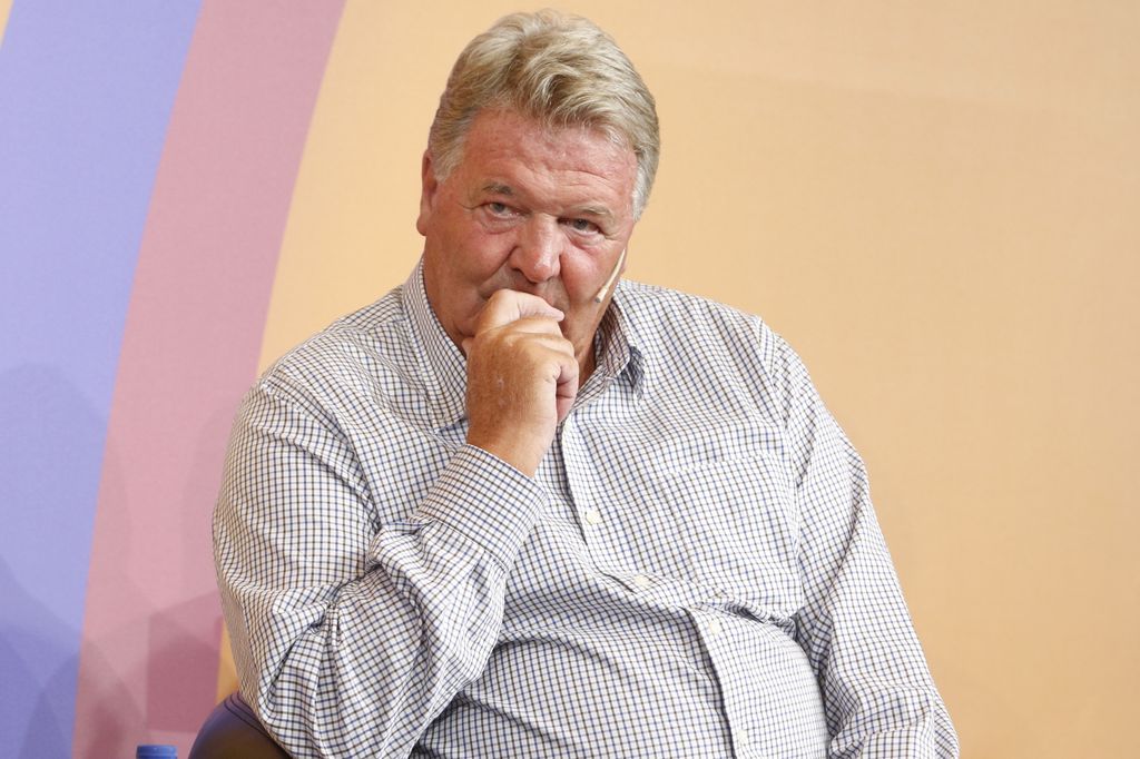 Coach John Benjamin Toshack en el 25 aniversario de la primera Copa de Europa del FC Barcelona