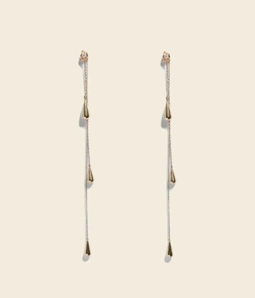 Pendientes largos de novia de Ynes Suelves Jewelry en Es Fascinante