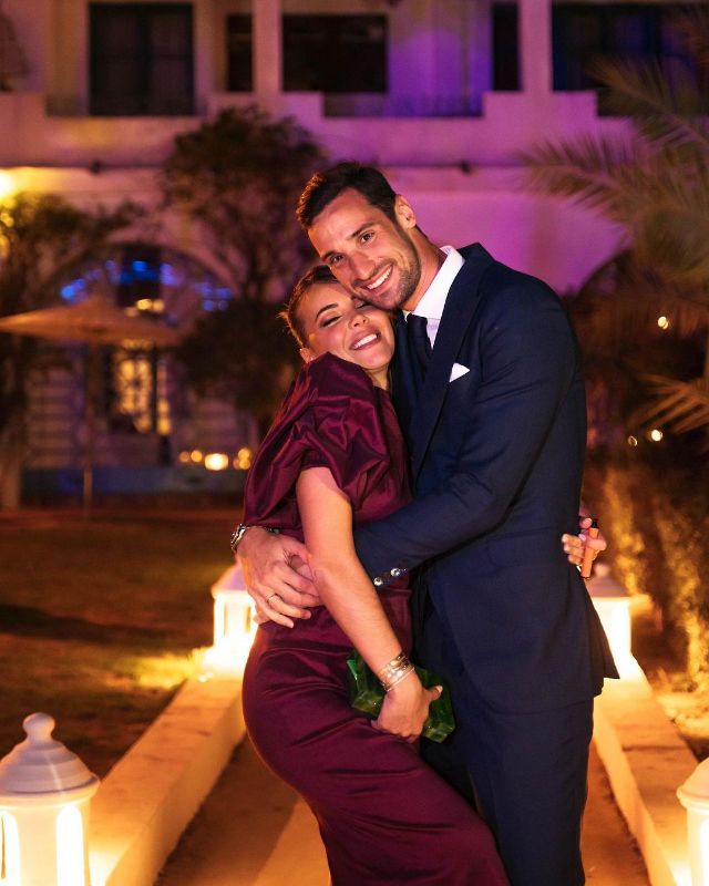Sergio Rico y Alba Silva