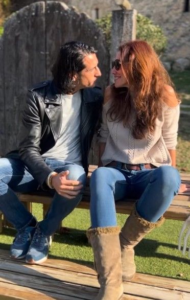 Elsa Anka vuelve a creer en el amor a los 60 tras cancelar su boda: así es su historia con Santiago Tejedor, 13 años menor