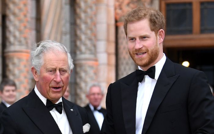 Harry de Inglaterra y Carlos III 