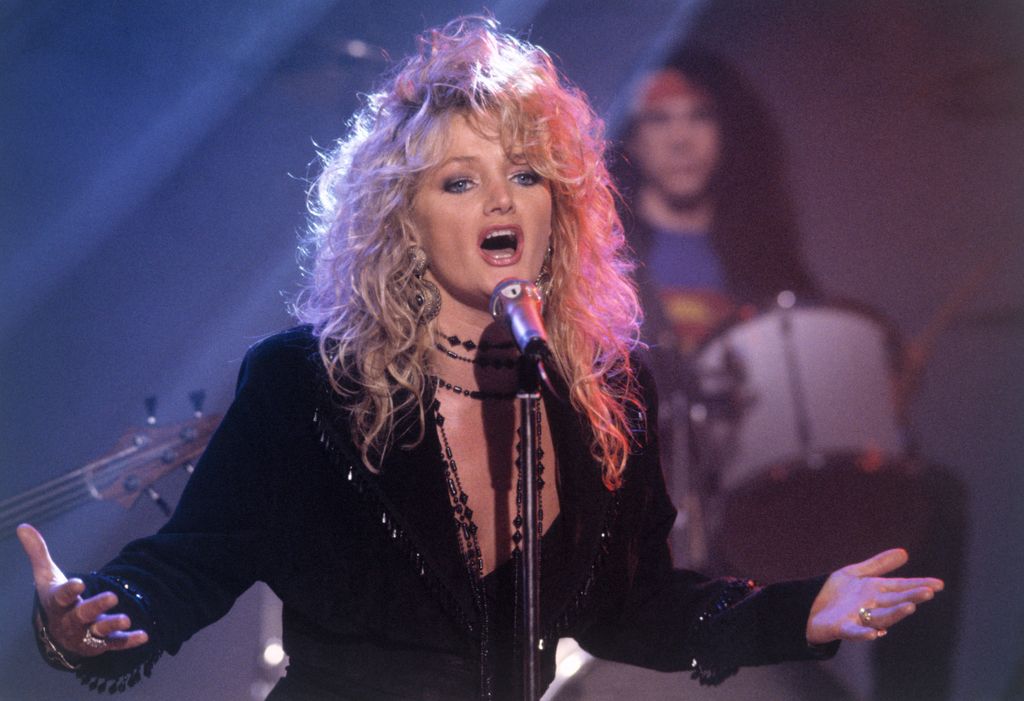 La voz tan característica de Bonnie Tyler, entre grave y ronca, fue su sello musical.
