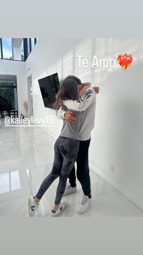 Anthony le dedicó esta publicación a Kailey por sus cuatro me