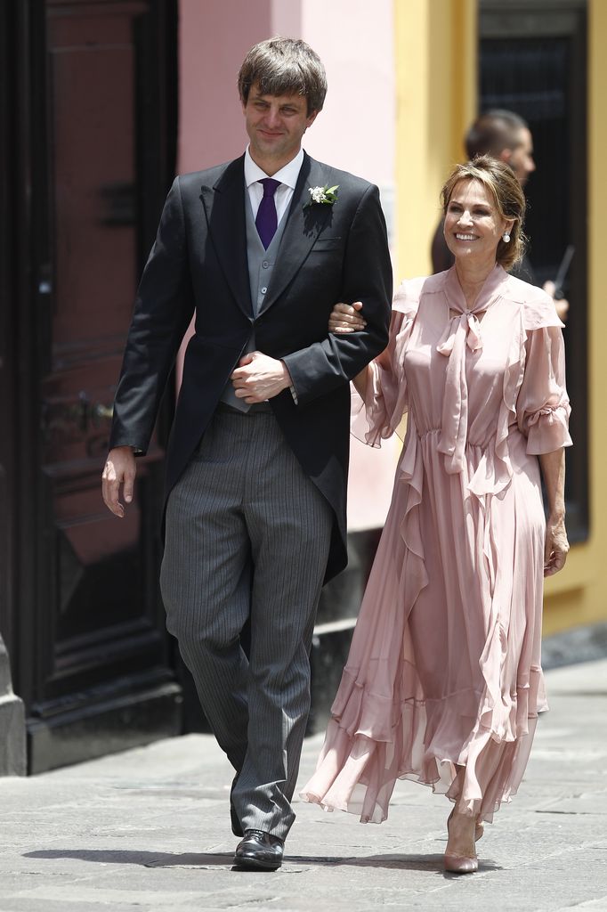 Elizabeth Foy Vasquez en la boda de su hija Sassa de Osma y Christian de Hannover