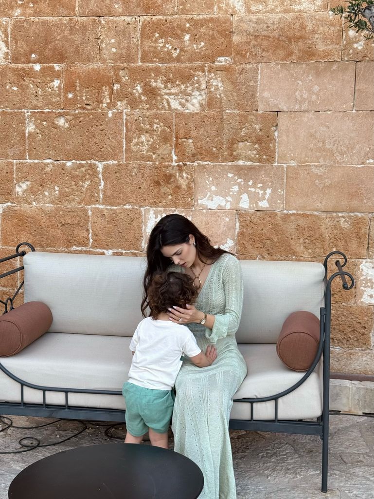 Nadia Ferreira y su hijo Marquitos en su viaje por España.