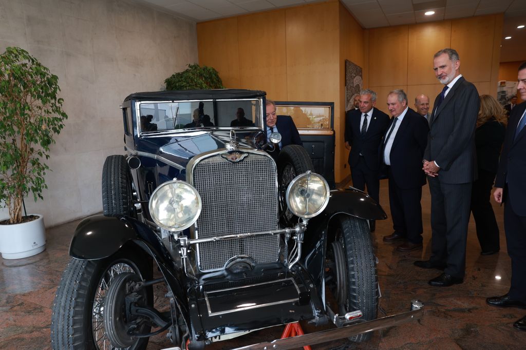 El rey Felipoe en su visita a Antolin (Burgos)