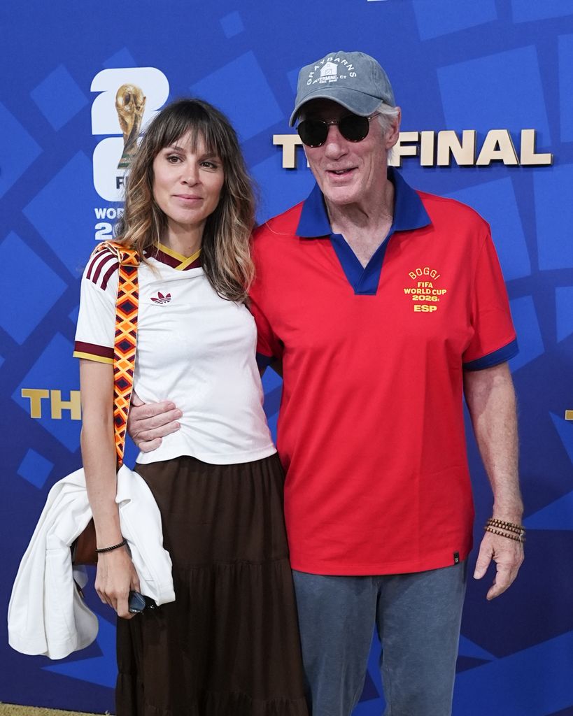 Alejandra Gere y Richard Gere a su llegada al estadio para la final del Mundial 2026.