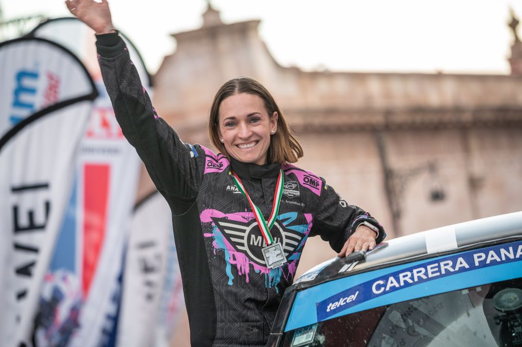 El apoyo de su familia en cada carrera significa todo para ellos.