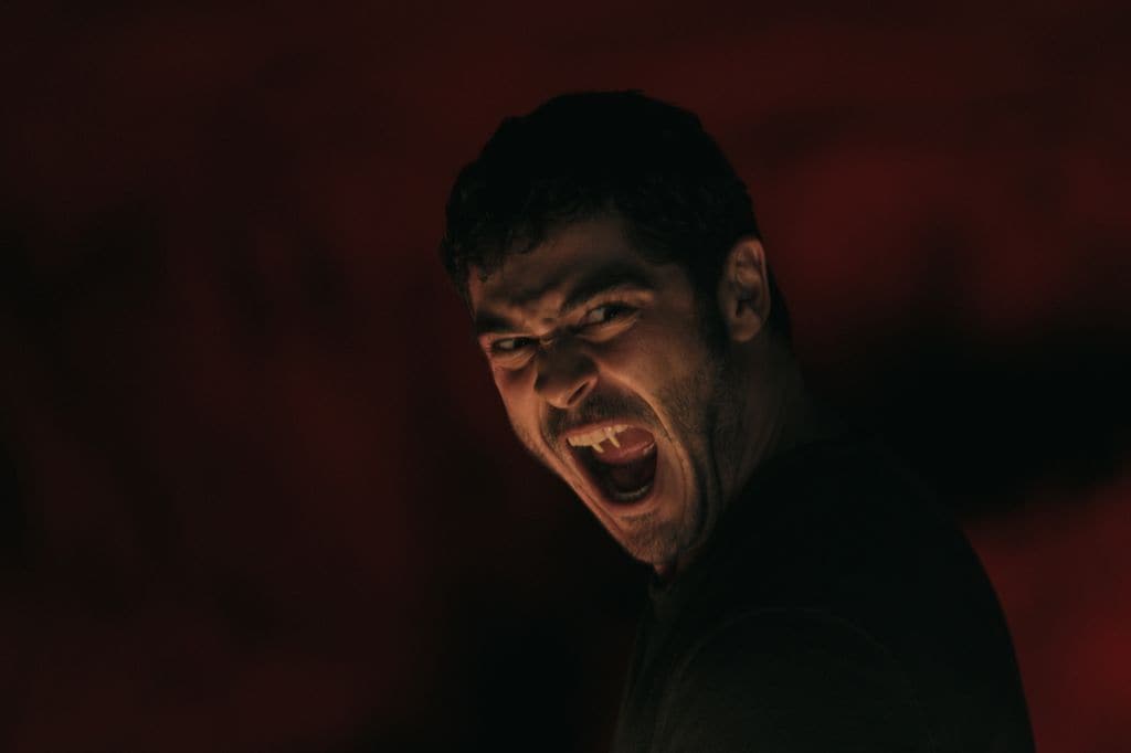 Burak Deniz es el protagonista masculino de 'Şahmaran'